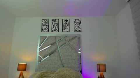 salomedyla online show from March 12, 12:42 am