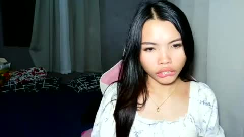 Marah online show from June 18, 2:33 pm