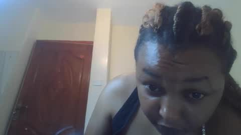 salty_surprise_ online show from January 7, 6:35 pm