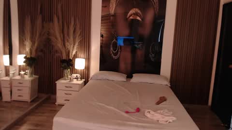 SAM MANSON online show from October 9, 7:18 pm