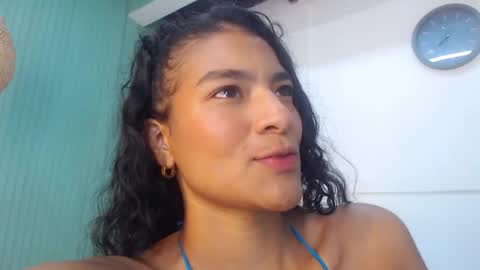 samanta online show from November 8, 8:03 pm