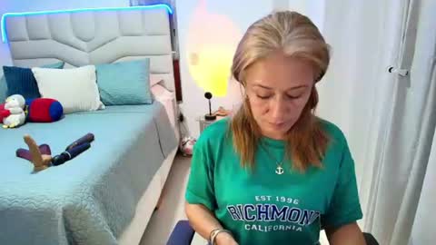 Samanta Stone online show from July 21, 7:03 pm