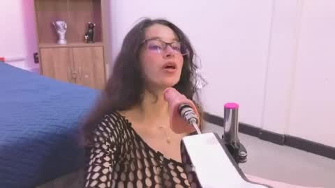 samantha_blow online show from April 22, 4:09 am