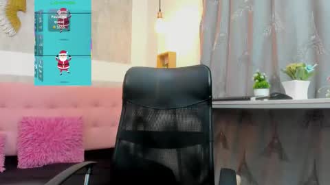    online show from December 23, 11:03 am