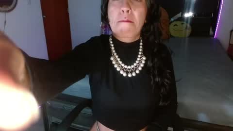 samantha singh1 online show from June 4, 5:34 am