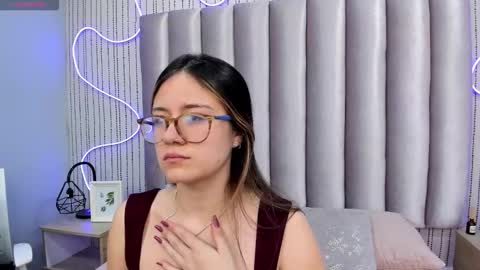 Alejandra  online show from February 13, 10:50 am