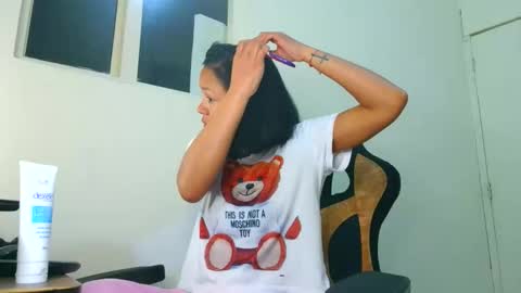 samary thomas online show from January 7, 3:10 am