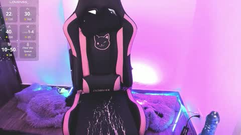 samiacooper25 online show from October 1, 7:13 am