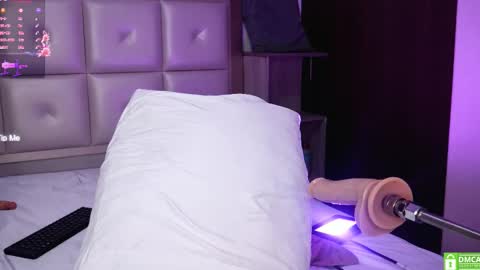 sammy_liz2 online show from October 10, 5:29 pm