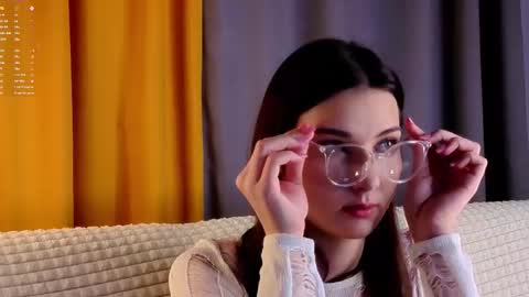 Isabel but you can call me Bella online show from February 28, 1:27 am