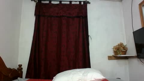 sandra online show from December 2, 8:38 am