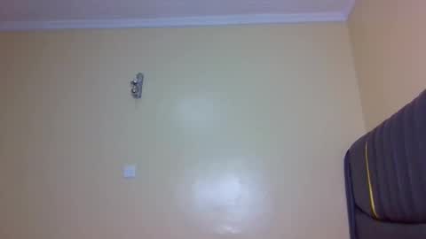 sandy online show from November 3, 2:37 am