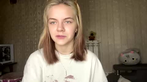 Rina online show from June 22, 6:54 am