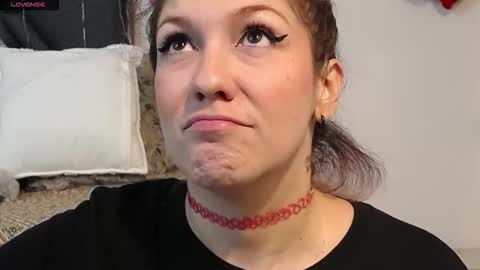 sanyaseraphine0 online show from March 17, 7:07 pm