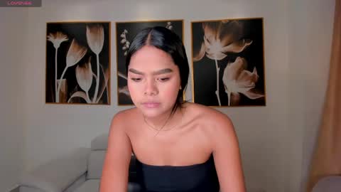 Saphira James online show from June 3, 2:23 am
