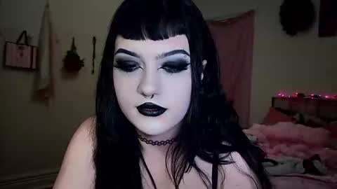 Sapphire online show from January 17, 11:45 pm