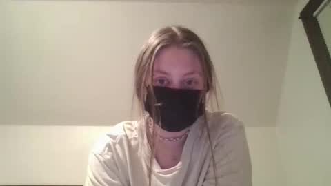 Sapphire Nyx online show from April 2, 10:46 am