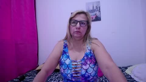 sara online show from February 24, 4:04 pm