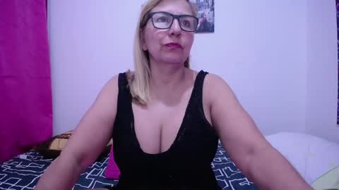 sara online show from February 12, 11:07 am