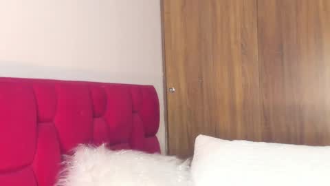 Sara online show from February 28, 1:25 pm