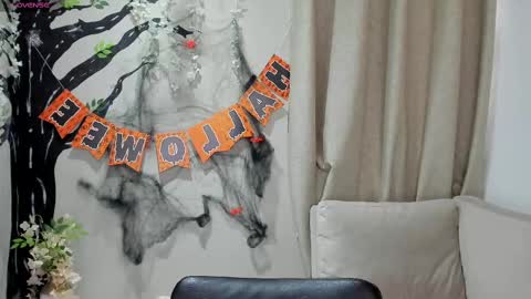    online show from October 31, 12:09 pm