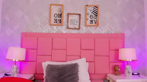 Sara online show from February 17, 3:36 am