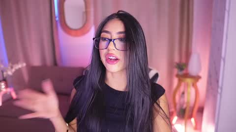 Sara  online show from January 13, 12:45 pm