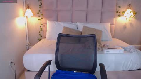 Sara... online show from November 6, 5:13 am