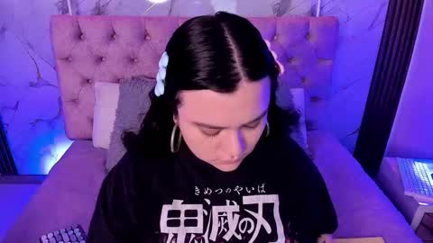 SARA ARIAS  online show from December 1, 11:36 am