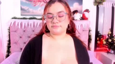 SARA ARIAS  online show from December 23, 8:14 pm