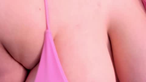 SARA ARIAS  online show from March 4, 7:54 pm