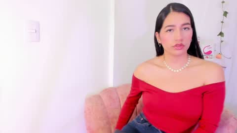 Sara  online show from February 8, 9:35 am