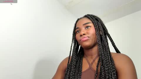 Sara online show from March 3, 6:25 pm