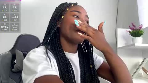 Sara online show from December 14, 9:35 pm