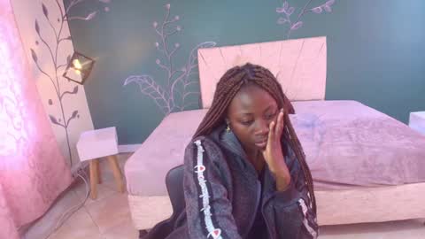 S A R A online show from February 27, 11:52 am