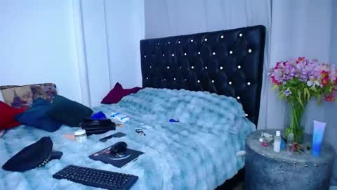 Sara Parker online show from September 30, 12:16 am