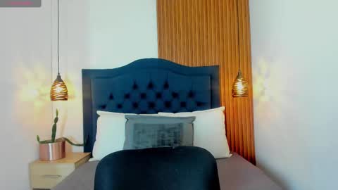  -  online show from September 9, 1:55 pm