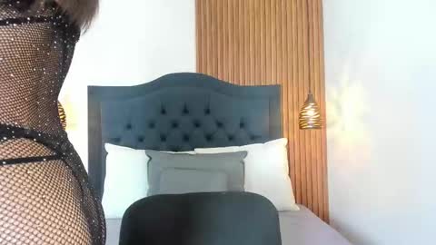  -  online show from September 24, 11:42 am