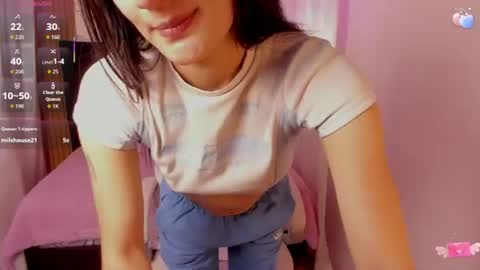 Sara  online show from July 22, 5:47 pm