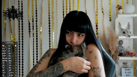 Sara online show from January 23, 2:28 pm