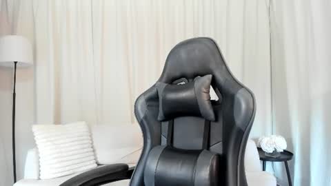 Sara Desire online show from August 3, 2:34 pm