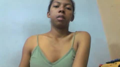 sarah146341 online show from June 6, 8:09 am