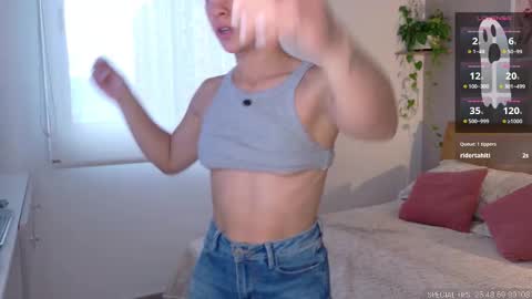 sarah_rayy online show from November 5, 9:53 pm