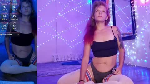 sarahdellisonn online show from June 17, 2:57 am