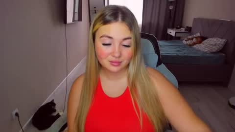 Sarah online show from July 31, 2:29 pm