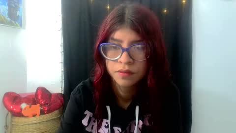 Sarah  online show from February 24, 10:58 pm