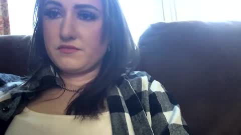 sarahsweetie17 online show from November 1, 3:49 pm