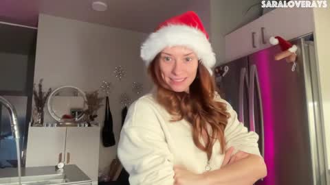saraloverays online show from December 25, 12:27 am