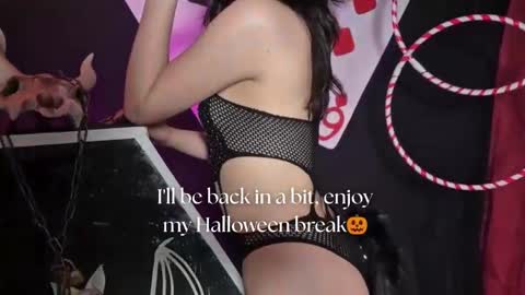   online show from October 11, 11:36 am