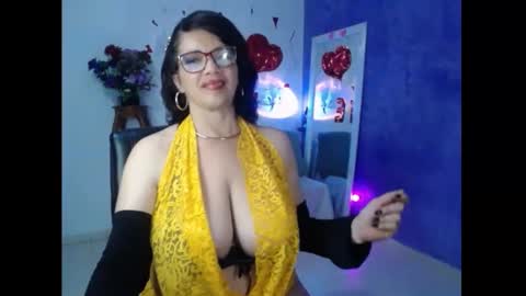 sara online show from February 2, 9:13 pm